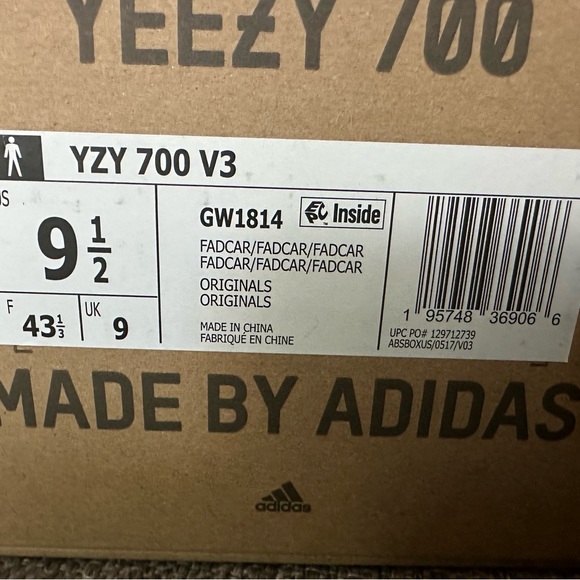 Yeezy 700 by Adidas - Picture 3 of 4
